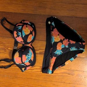 Tropical bikini